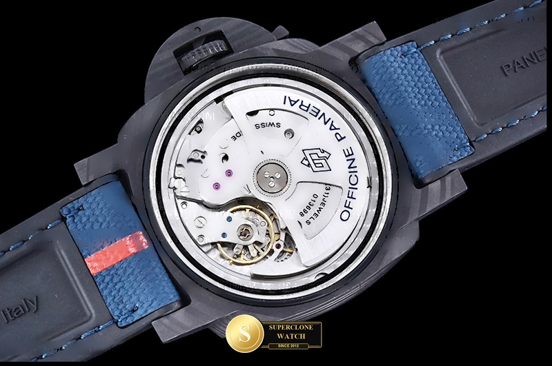 Panerai Ref. PN1529VNY VSF - On-Wrist Presence & Case Thickness View (Photo 21 of 28)