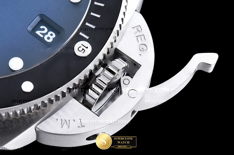 Panerai Ref. PN1565VRU VSF - Crown Guard & Dial Lume Verification (Photo 12 of 29)