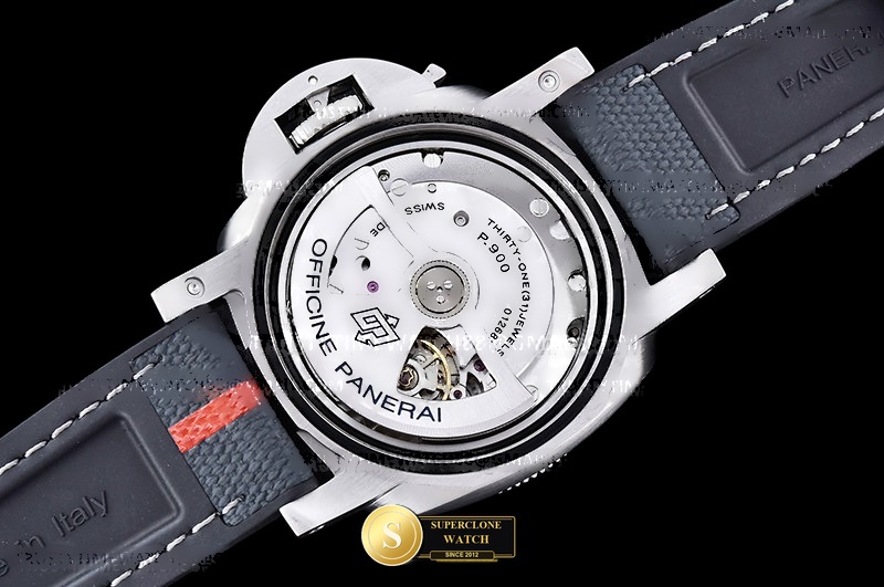 Panerai Ref. PN1565VRU VSF - On-Wrist Presence & Case Thickness View (Photo 23 of 29)