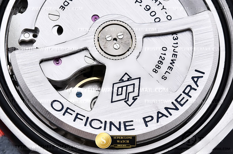 Panerai Ref. PN1565VRU VSF - On-Wrist Presence & Case Thickness View (Photo 25 of 29)