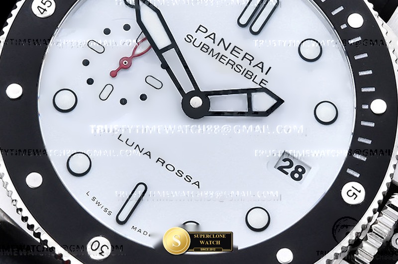 Panerai Ref. PN1579VRU VSF - Lug-to-Lug & Rehaut Engraving View (Photo 5 of 29)