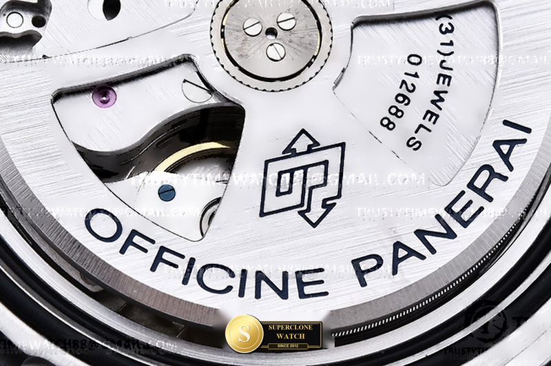Panerai Ref. PN1579VRU VSF - On-Wrist Presence & Case Thickness View (Photo 25 of 29)