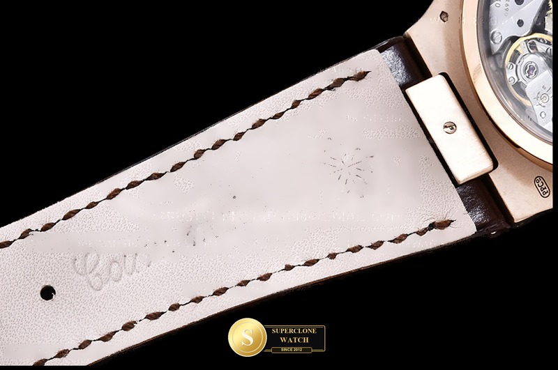 Patek Philippe Ref. 5712 PPF - Crown Guard & Dial Lume Verification (Photo 20 of 29)