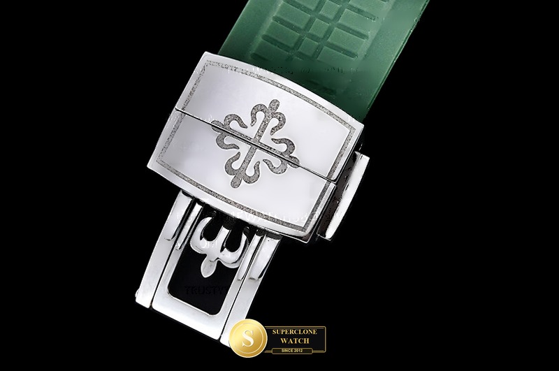Patek Philippe Ref. PP0515 ASIAN - On-Wrist Presence & Case Thickness View (Photo 11 of 29)