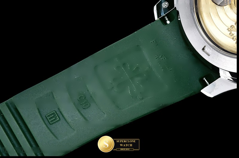 Patek Philippe Ref. PP0515 ASIAN - On-Wrist Presence & Case Thickness View (Photo 13 of 29)