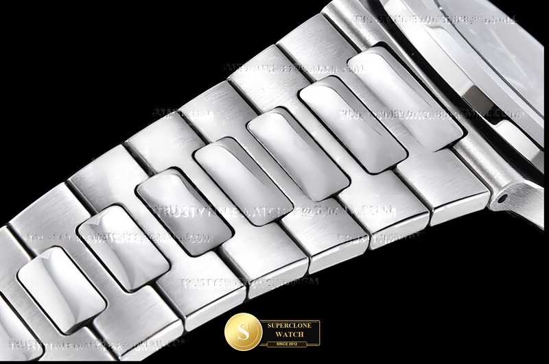Patek Philippe Ref. 5712 CUSTOM MADE - Exhibition Caseback & Cloned Calibre Movement (Photo 4 of 27)