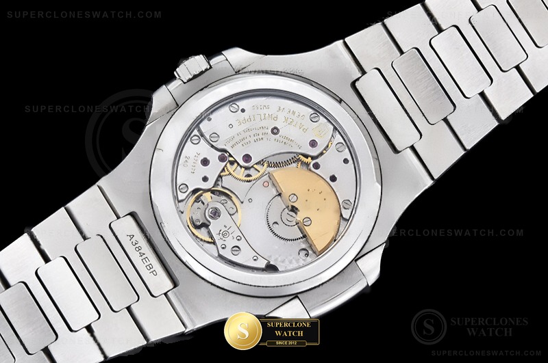 Patek Philippe Ref. 5712 CUSTOM MADE - Crown Guard & Dial Lume Verification (Photo 22 of 27)
