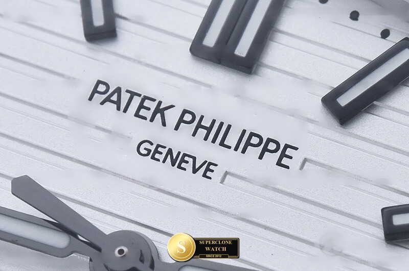 Patek Philippe Ref. 5711 BBF - On-Wrist Presence & Case Thickness View (Photo 9 of 27)