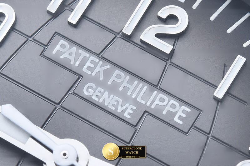 Patek Philippe Ref. 5167 DDF - Crown Guard & Dial Lume Verification (Photo 10 of 27)