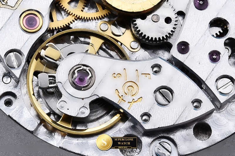 Patek Philippe Ref. 5167 DDF - On-Wrist Presence & Case Thickness View (Photo 21 of 27)