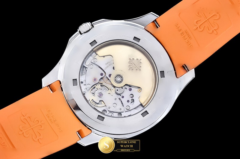 Patek Philippe Ref. 5167 DDF - Crown Guard & Dial Lume Verification (Photo 18 of 27)