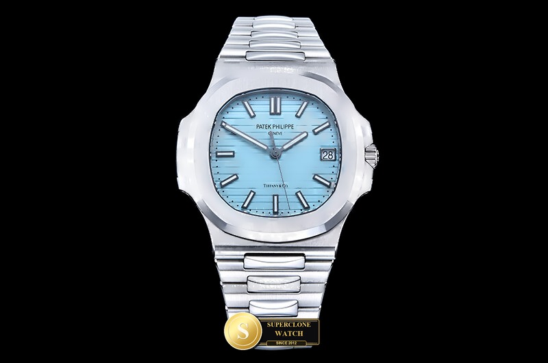 Patek Philippe Ref. 5711 DDF - Case Profile & Crown Architecture (Photo 2 of 27)