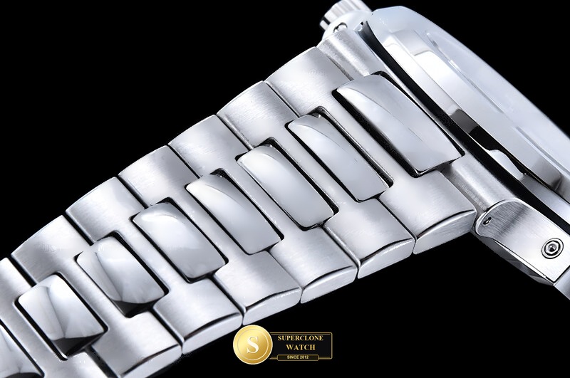 Patek Philippe Ref. PP0526B DF - Crown Guard & Dial Lume Verification (Photo 12 of 29)