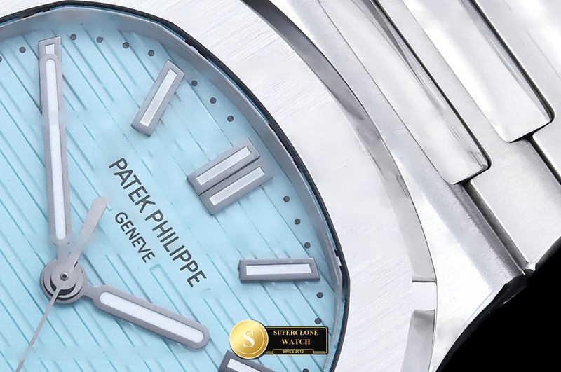Patek Philippe Ref. 5711 DDF - Lateral Bezel & Sapphire Crystal Profile (Photo 6 of 27)
