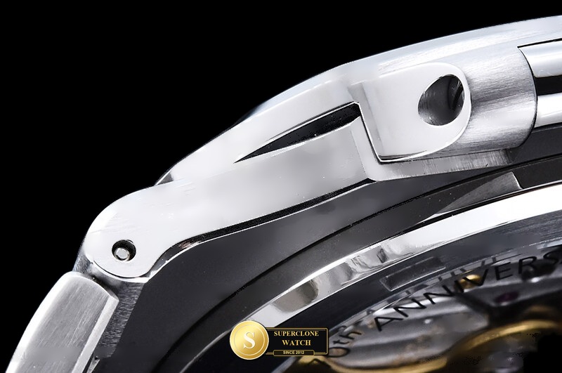 Patek Philippe Ref. 5711 DDF - Crown Guard & Dial Lume Verification (Photo 16 of 27)