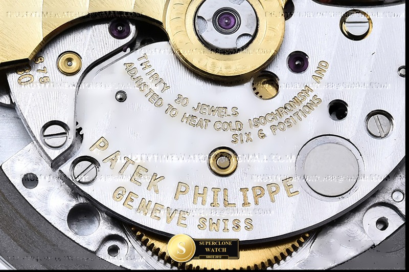 Patek Philippe Ref. 5167 DDF - On-Wrist Presence & Case Thickness View (Photo 25 of 27)
