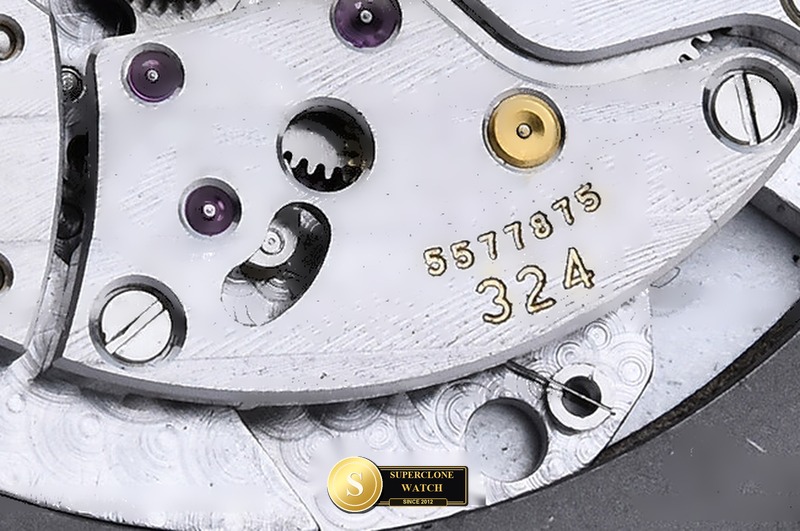 Patek Philippe Ref. 5167 DDF - On-Wrist Presence & Case Thickness View (Photo 21 of 24)