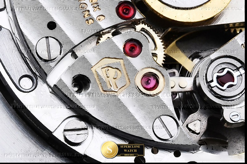 Patek Philippe Ref. 5524 JPP - Crown Guard & Dial Lume Verification (Photo 26 of 30)