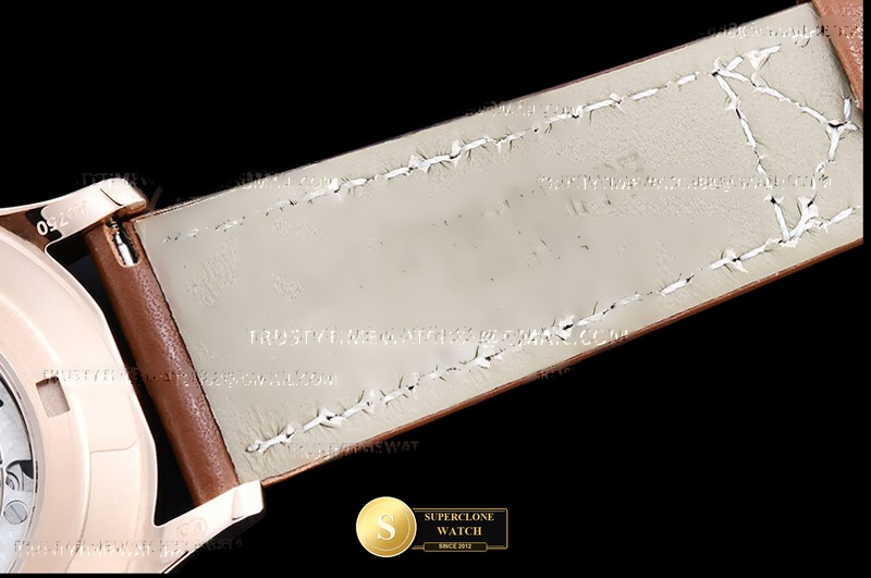 Patek Philippe Ref. 5524 JPP - On-Wrist Presence & Case Thickness View (Photo 15 of 30)