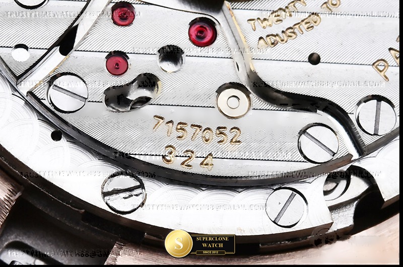 Patek Philippe Ref. 5524 JPP - Crown Guard & Dial Lume Verification (Photo 28 of 30)