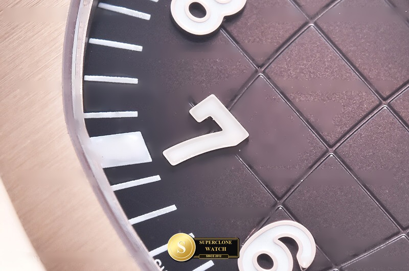 Patek Philippe Ref. 5711 SWF - On-Wrist Presence & Case Thickness View (Photo 9 of 31)