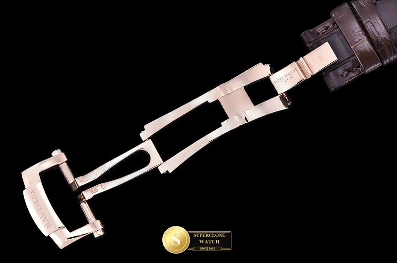 Patek Philippe Ref. 5711 DDF - Crown Guard & Dial Lume Verification (Photo 10 of 31)