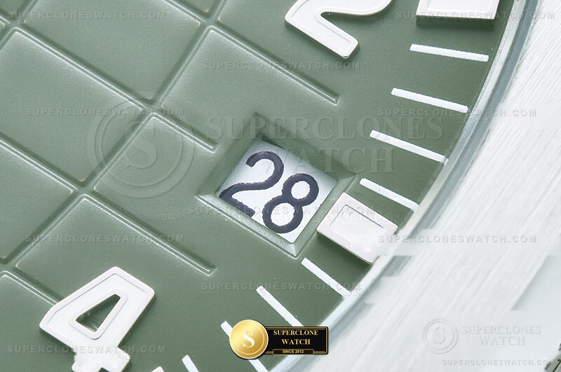 Patek Philippe Ref. 5168 DDF - Crown Guard & Dial Lume Verification (Photo 8 of 31)