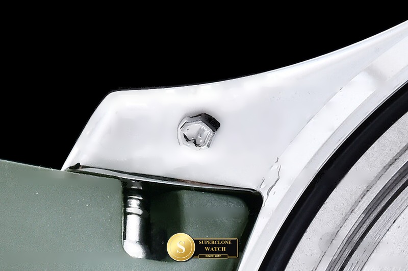 Patek Philippe Ref. 5168 DDF - On-Wrist Presence & Case Thickness View (Photo 19 of 31)