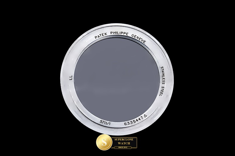Patek Philippe Ref. 5711 VF - Crown Guard & Dial Lume Verification (Photo 28 of 29)
