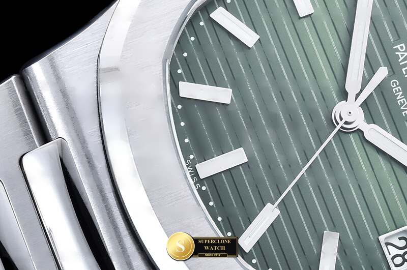 Patek Philippe Ref. 5711 VF - Lateral Bezel & Sapphire Crystal Profile (Photo 6 of 27)
