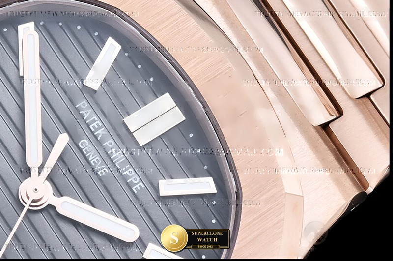 Patek Philippe Ref. 5711 DDF - Lateral Bezel & Sapphire Crystal Profile (Photo 6 of 31)
