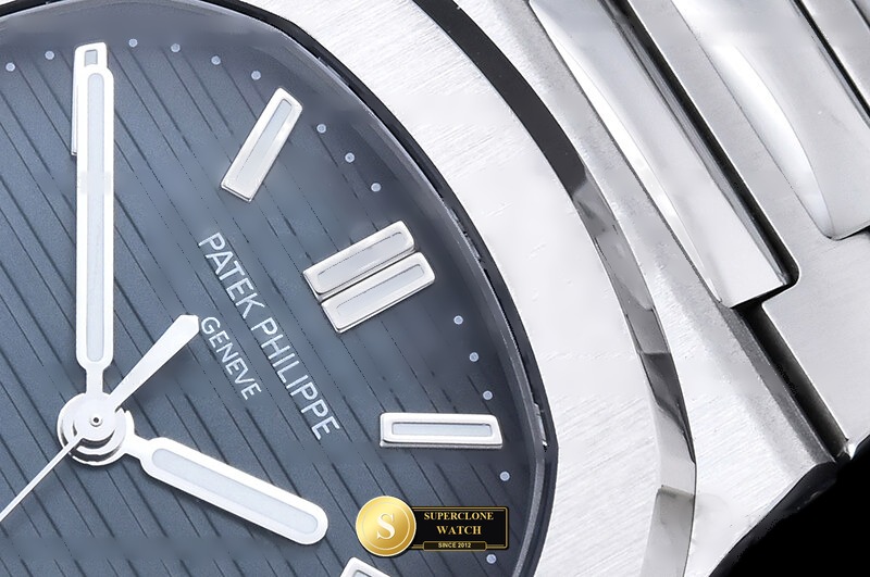 Patek Philippe Ref. 5711 DDF - Lateral Bezel & Sapphire Crystal Profile (Photo 6 of 27)