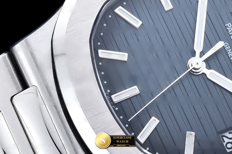 Patek Philippe Ref. 5711 DDF - On-Wrist Presence & Case Thickness View (Photo 7 of 27)