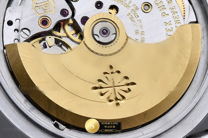 Patek Philippe Ref. 5711 DDF - On-Wrist Presence & Case Thickness View (Photo 21 of 28)