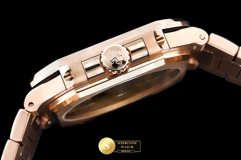 Patek Philippe Ref. 7128 BBF - On-Wrist Presence & Case Thickness View (Photo 15 of 29)