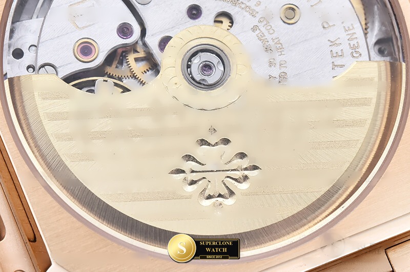 Patek Philippe Ref. 7128 BBF - Crown Guard & Dial Lume Verification (Photo 20 of 29)