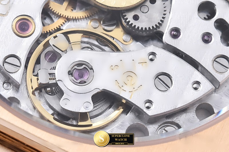 Patek Philippe Ref. 7128 BBF - On-Wrist Presence & Case Thickness View (Photo 25 of 29)
