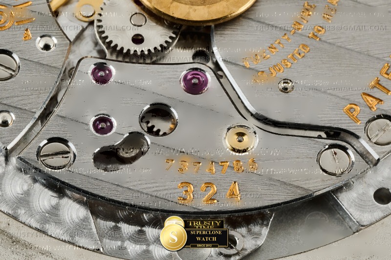 Patek Philippe Ref. 5167 PMS - Crown Guard & Dial Lume Verification (Photo 22 of 26)