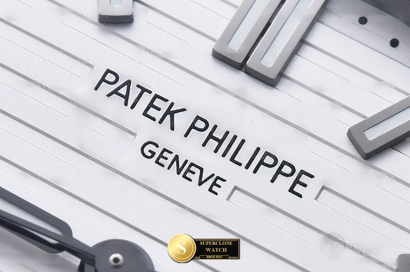 Patek Philippe Ref. 5711 AG - On-Wrist Presence & Case Thickness View (Photo 9 of 27)