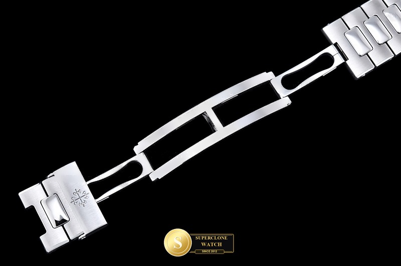 Patek Philippe Ref. 5711 AG - Crown Guard & Dial Lume Verification (Photo 10 of 27)