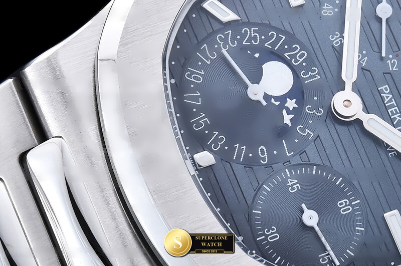 Patek Philippe Ref. 5712 WS - On-Wrist Presence & Case Thickness View (Photo 7 of 29)