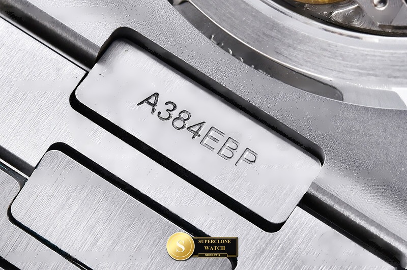 Patek Philippe Ref. 5712 WS - Crown Guard & Dial Lume Verification (Photo 18 of 29)