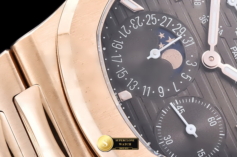 Patek Philippe Ref. 5712 WS - On-Wrist Presence & Case Thickness View (Photo 7 of 33)