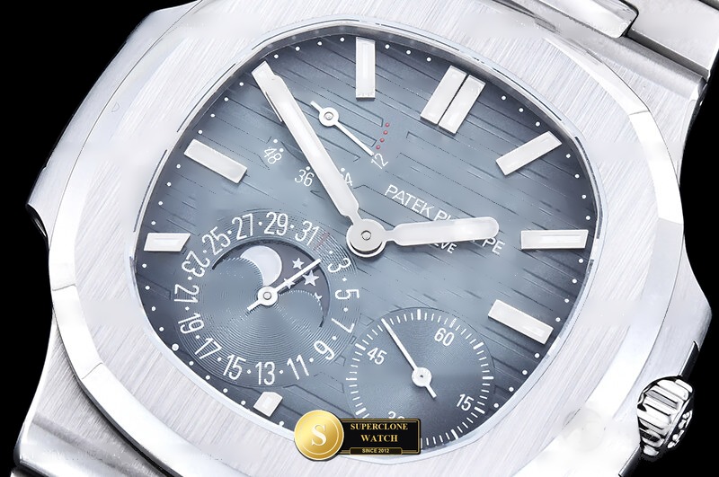 Patek Philippe Ref. PP0561 ASIAN - Lug-to-Lug & Rehaut Engraving View (Photo 5 of 28)