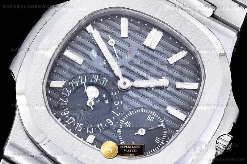 Patek Philippe Ref. 5711 PPF - Lug-to-Lug & Rehaut Engraving View (Photo 5 of 30)