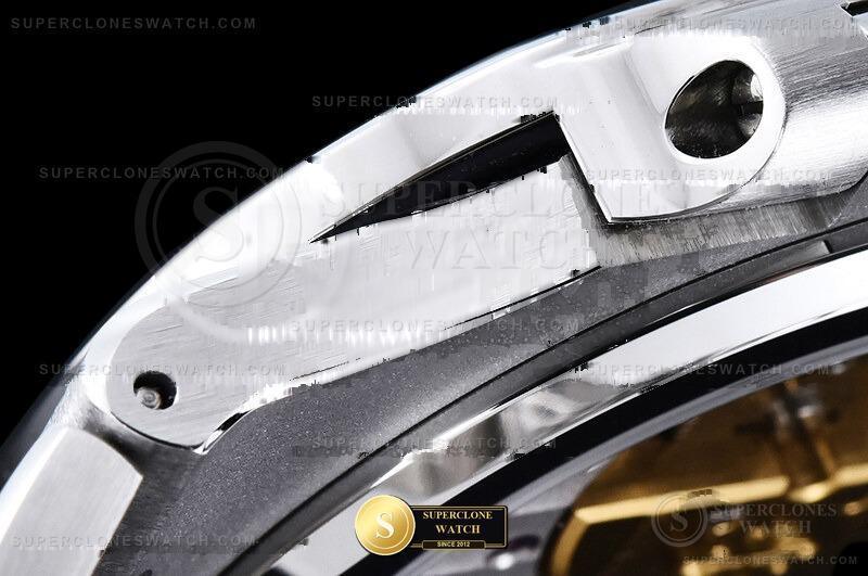 Patek Philippe Ref. 5711 PPF - Crown Guard & Dial Lume Verification (Photo 20 of 30)