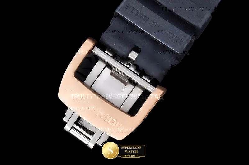 Richard Mille Ref. RM0242 SONIC - On-Wrist Presence & Case Thickness View (Photo 13 of 21)