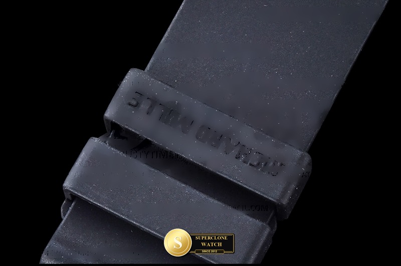 Richard Mille Ref. RM0259A APSF - On-Wrist Presence & Case Thickness View (Photo 11 of 21)