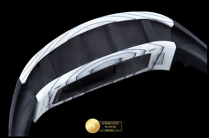 Richard Mille Ref. RM0263 APSF - On-Wrist Presence & Case Thickness View (Photo 11 of 21)