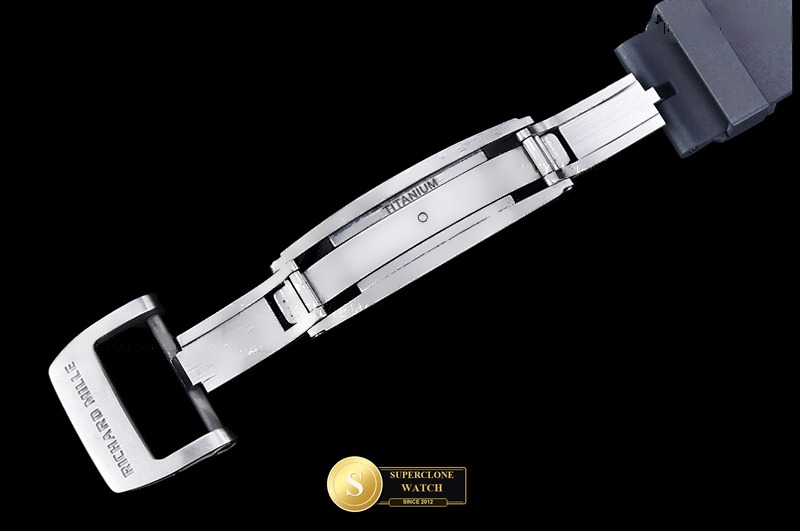 Richard Mille Ref. RM0263 APSF - On-Wrist Presence & Case Thickness View (Photo 15 of 21)